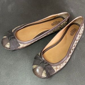 Coach flats